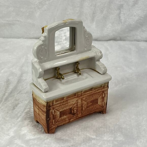 Shackman 1:12 Miniature Dollhouse Porcelain Sink with Mirror & Faucets Japan - Picture 7 of 12